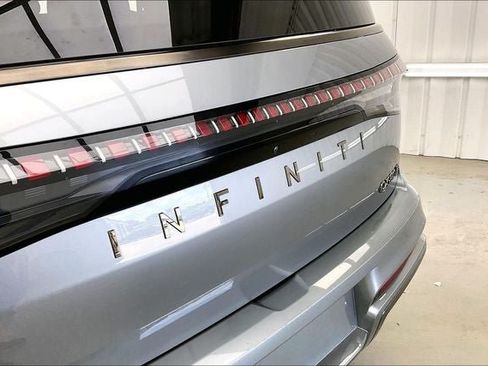 Certified 2026 INFINITI QX80 Autograph w/ Premium Cargo Package AWD/4WD image 33