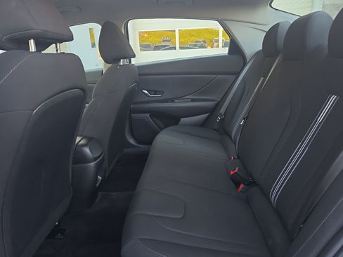 Used 2024 Hyundai Elantra SEL FWD image 24