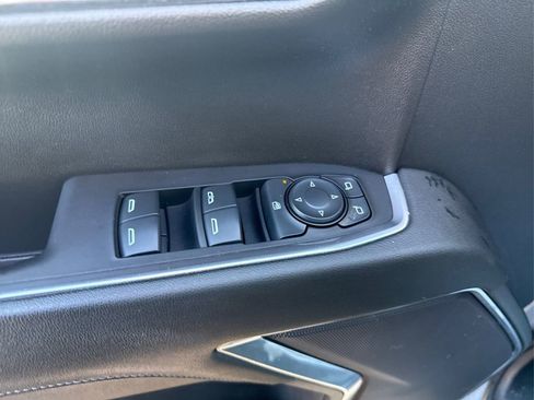 Used 2024 GMC Sierra 1500 Elevation image 35