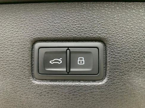 Used 2022 Audi Q7 3.0T Premium Plus w/ Premium Plus Package image 46