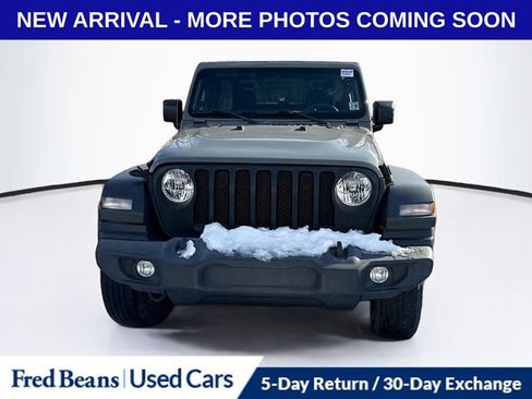 Used 2021 Jeep Wrangler Sport S image 1
