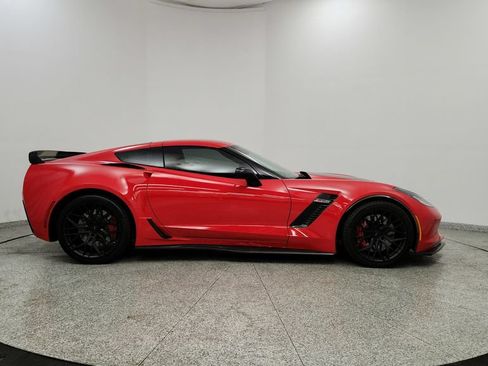 Used 2015 Chevrolet Corvette Z06 w/ Chrome Badge Package RWD image 6