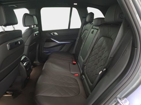 Used 2026 BMW X5 sDrive40i image 14