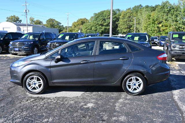 Certified 2019 Ford Fiesta SE w/ Cold Weather Package FWD image 4