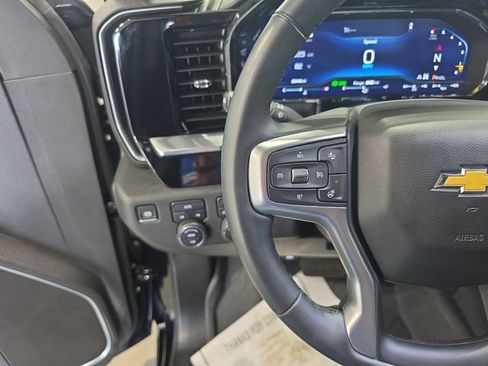 Used 2025 Chevrolet Silverado 1500 LT w/ Protection Package AWD/4WD image 16