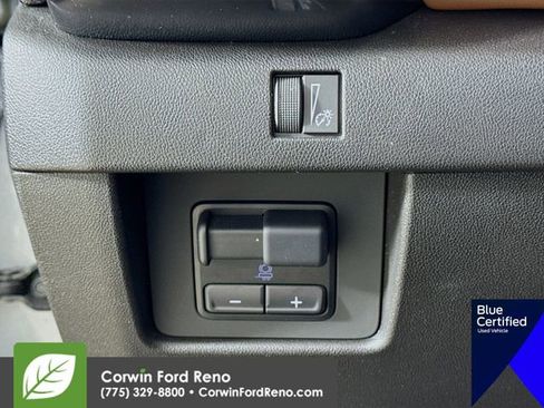 Used 2025 GMC Canyon AT4 image 13