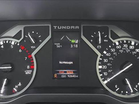 Used 2022 Toyota Tundra Limited w/ Power Package AWD/4WD image 13