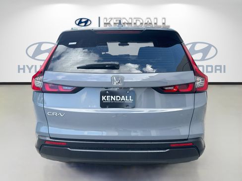 Used 2024 Honda CR-V LX image 5