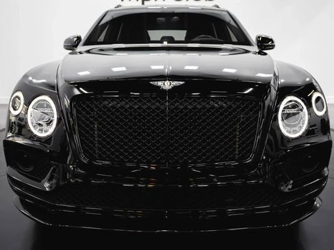 Used 2019 Bentley Bentayga image 15