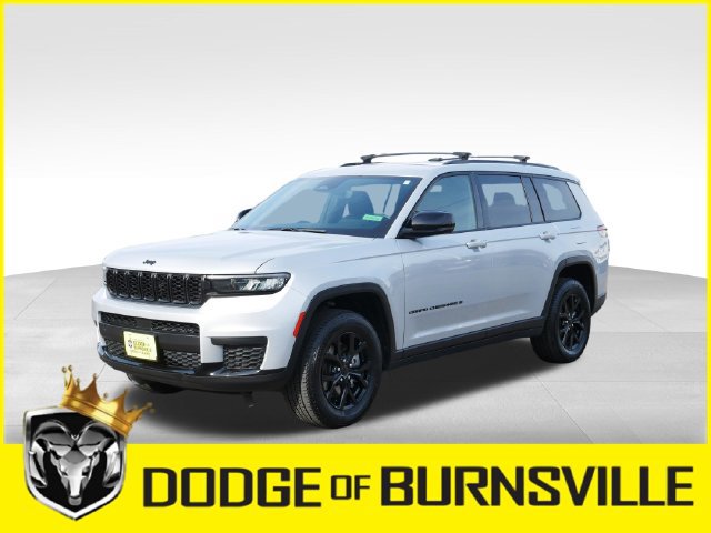 Used 2024 Jeep Grand Cherokee L Laredo AWD/4WD image 3
