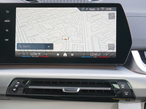 New 2027 BMW X2 xDrive28i AWD/4WD image 19