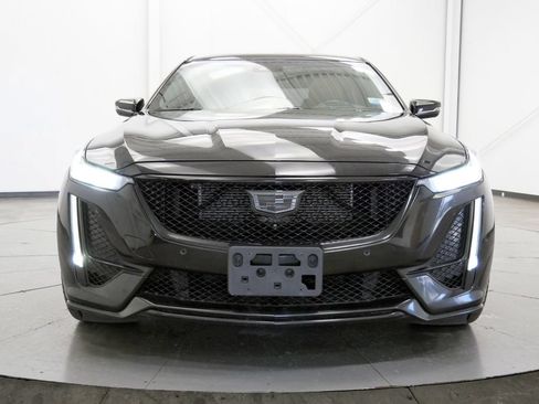 Used 2023 Cadillac CT5 V w/ Platinum Package AWD/4WD image 2