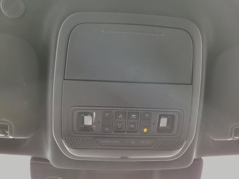 Used 2024 Ford Explorer ST-Line w/ Class IV Trailer Tow Package AWD/4WD image 19