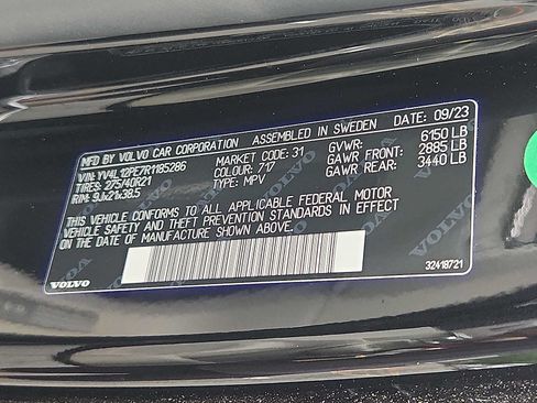 Certified 2024 Volvo XC90 B5 Plus w/ Protection Package Premier AWD/4WD image 23