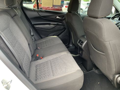 Used 2024 Chevrolet Equinox LT AWD/4WD image 34