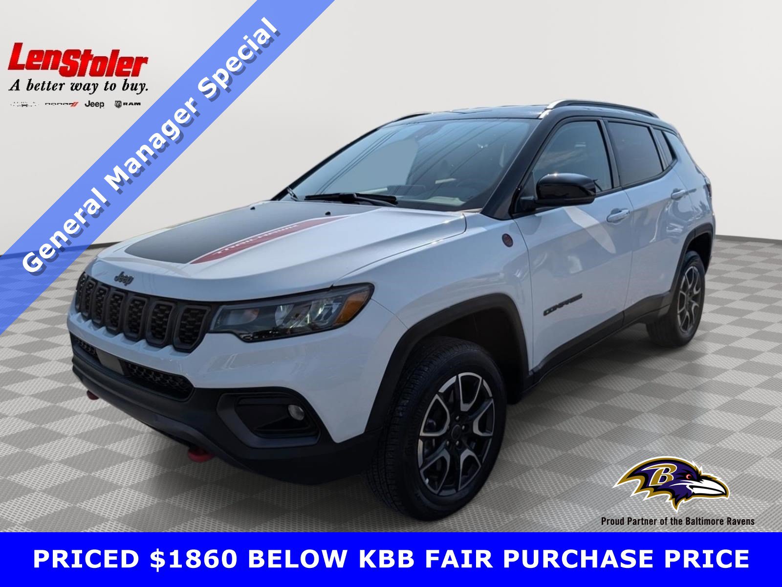 Used 2025 Jeep Compass Trailhawk AWD/4WD image 1