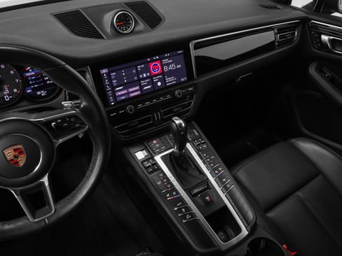 Certified 2020 Porsche Macan S AWD/4WD image 31