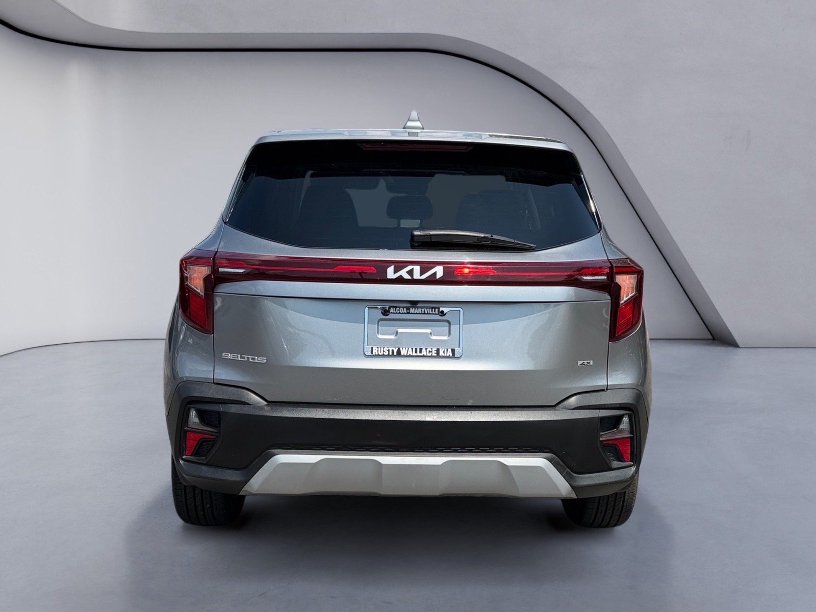 Used 2024 Kia Seltos LX AWD/4WD image 4