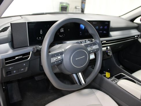 Used 2024 Hyundai Sonata SEL FWD image 17