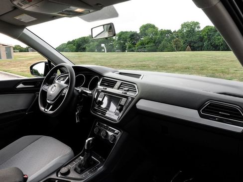 Used 2020 Volkswagen Tiguan S AWD/4WD image 12