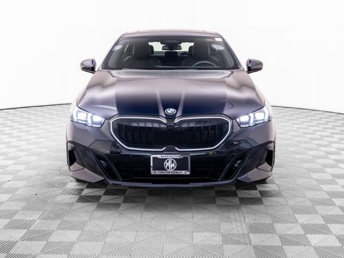 Used 2024 BMW 530i xDrive w/ M Sport Package AWD/4WD image 9