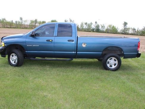 Used 2003 Dodge Ram 2500 Truck SLT image 2