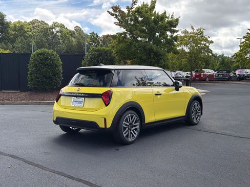 New 2026 MINI Cooper S FWD image 3
