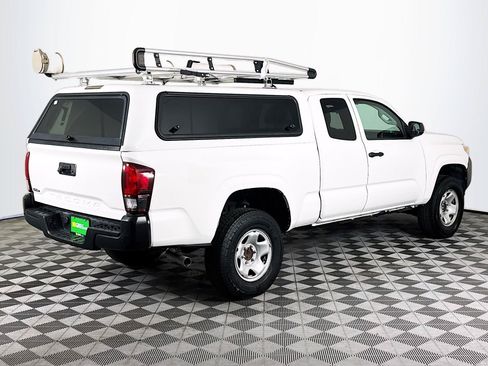 Used 2022 Toyota Tacoma SR RWD image 8