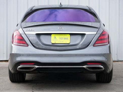 Used 2018 Mercedes-Benz S 560 Sedan image 10