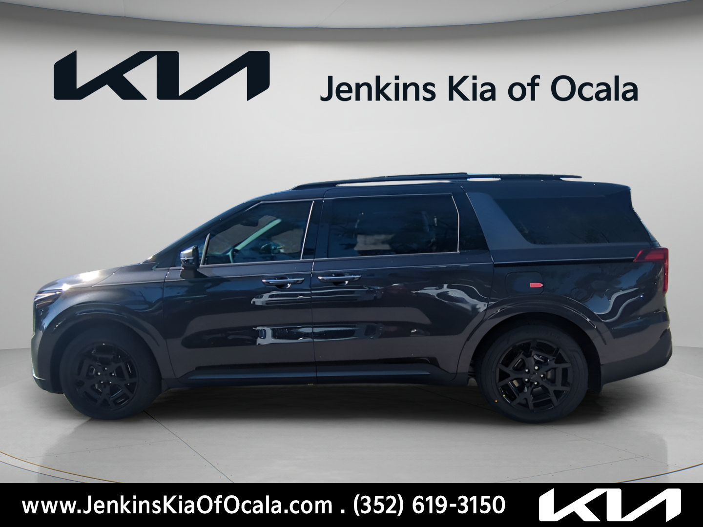 New 2026 Kia Carnival SX w/ SX Dark Edition Package FWD image 6