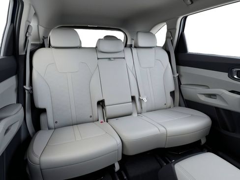 New 2026 Kia Sorento S AWD/4WD image 16