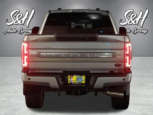 Used 2020 Ford F350 Platinum w/ FX4 Off-Road Package AWD/4WD image 31