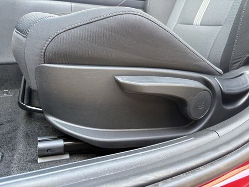 New 2025 Hyundai Elantra SE image 23