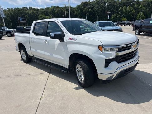 Certified 2024 Chevrolet Silverado 1500 LT w/ Z71 Off-Road Package image 12