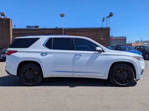 Used 2019 Chevrolet Traverse High Country AWD/4WD image 9