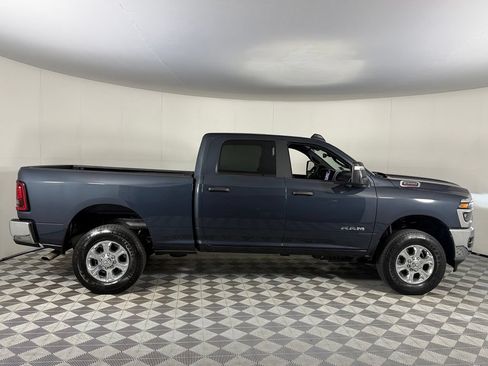 Certified 2025 RAM 2500 Big Horn AWD/4WD image 6