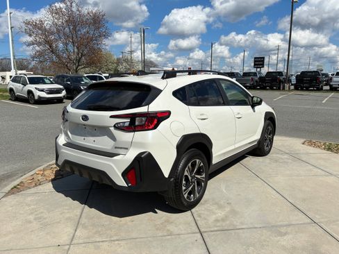 Certified 2025 Subaru Crosstrek 2.0i Premium image 6