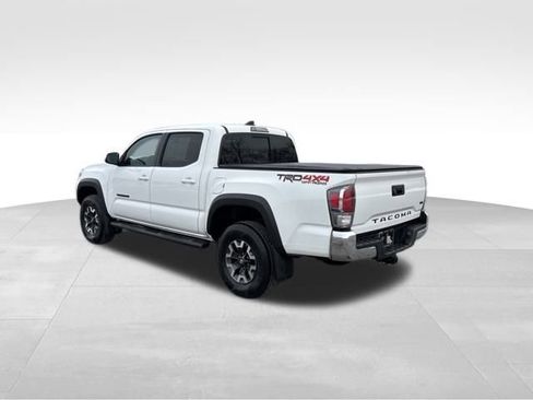 Used 2020 Toyota Tacoma TRD Off-Road w/ Blackout Package image 4