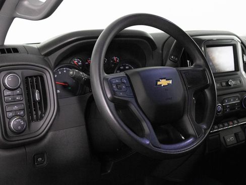 Certified 2022 Chevrolet Silverado 1500 Custom image 32