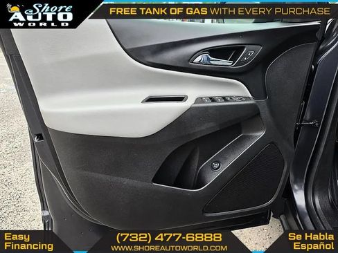Used 2022 Chevrolet Equinox LT AWD/4WD image 12