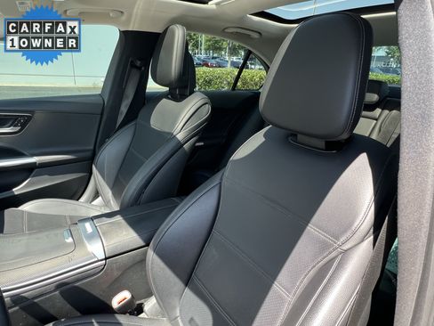 Used 2022 Mercedes-Benz C 300 Sedan w/ Exclusive Trim Package image 16
