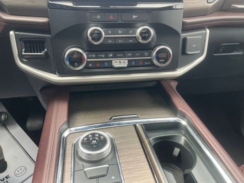 Used 2023 Ford Expedition Max Limited image 19