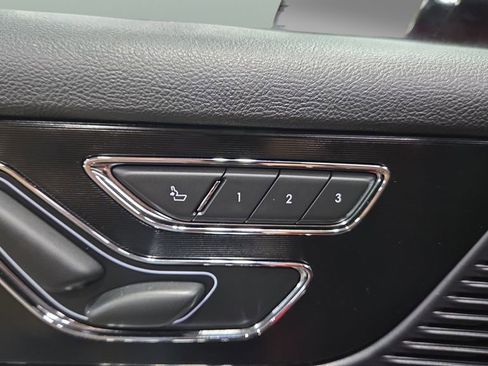 Used 2021 Lincoln Corsair FWD image 8