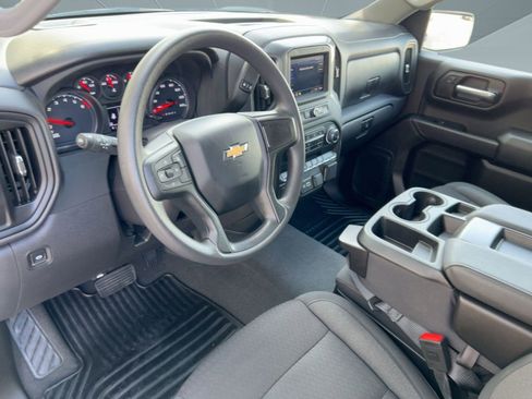 Certified 2024 Chevrolet Silverado 1500 Custom image 4