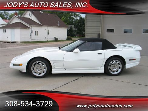 Used 1996 Chevrolet Corvette Convertible RWD image 21