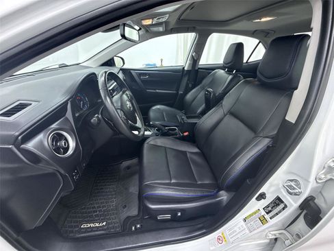 Used 2017 Toyota Corolla L FWD image 18