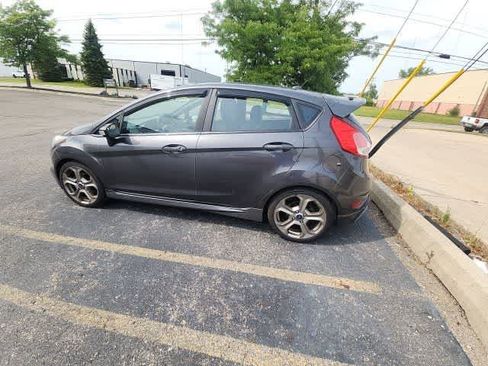 Used 2018 Ford Fiesta ST FWD image 17