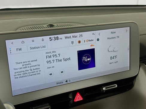 Used 2024 Hyundai Ioniq 5 SE image 21