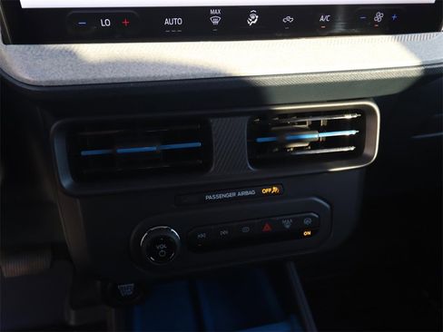 Certified 2025 Ford Maverick XLT w/ Equipment Group 302A image 20