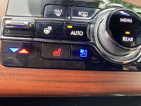 Used 2021 Lincoln Aviator Reserve w/ Equipment Group 210A image 26